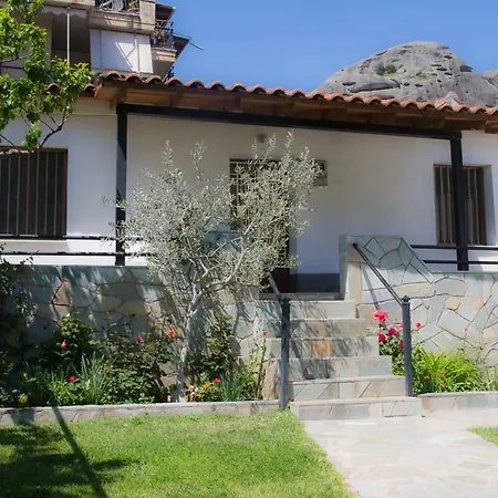 Villa Lena'S Garden House Kalambaka Exterior foto